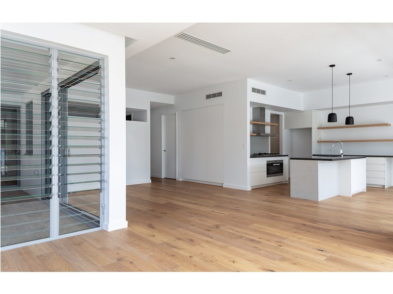 Lots 1-4 33-35 Edward Street, Alexandra Headland QLD 4572