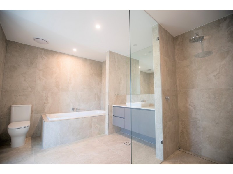 Lots 1-4 33-35 Edward Street, Alexandra Headland QLD 4572