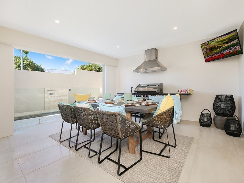 2/40 George Street, Alexandra Headland QLD 4572