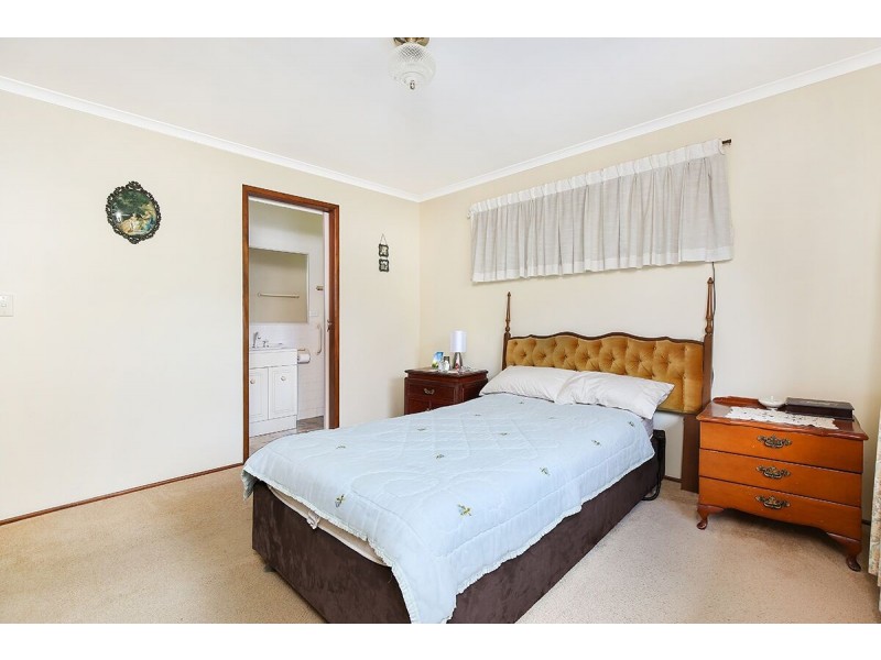 1 Moondarra Crescent, Mooloolaba QLD 4557