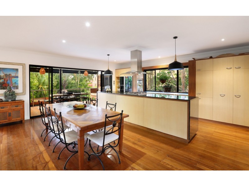 11 Leo Crescent, Alexandra Headland QLD 4572