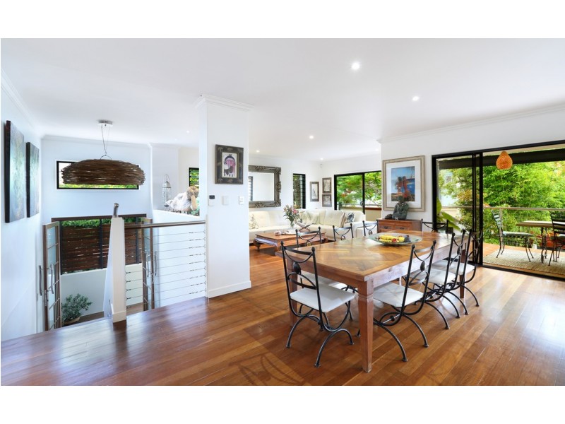 11 Leo Crescent, Alexandra Headland QLD 4572