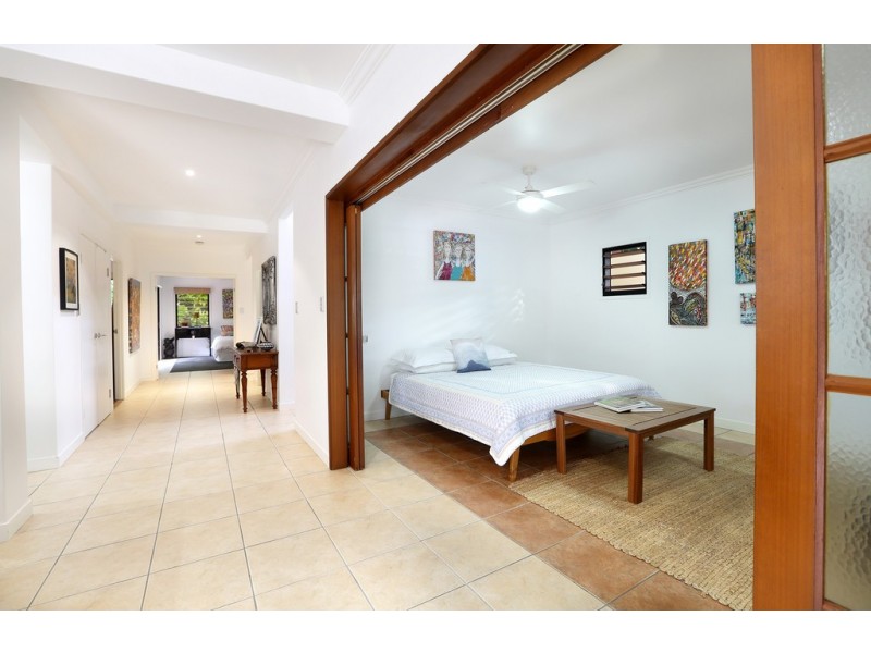 11 Leo Crescent, Alexandra Headland QLD 4572