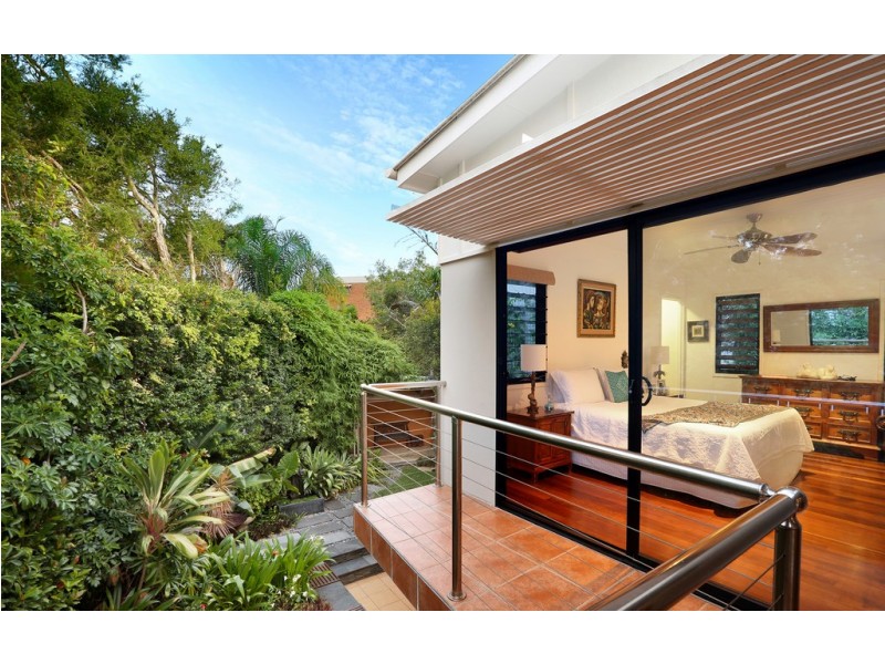 11 Leo Crescent, Alexandra Headland QLD 4572