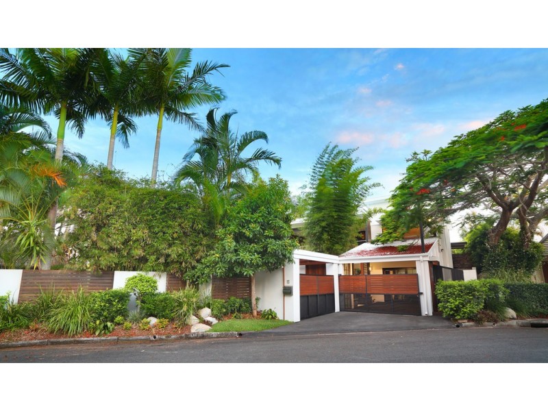 11 Leo Crescent, Alexandra Headland QLD 4572