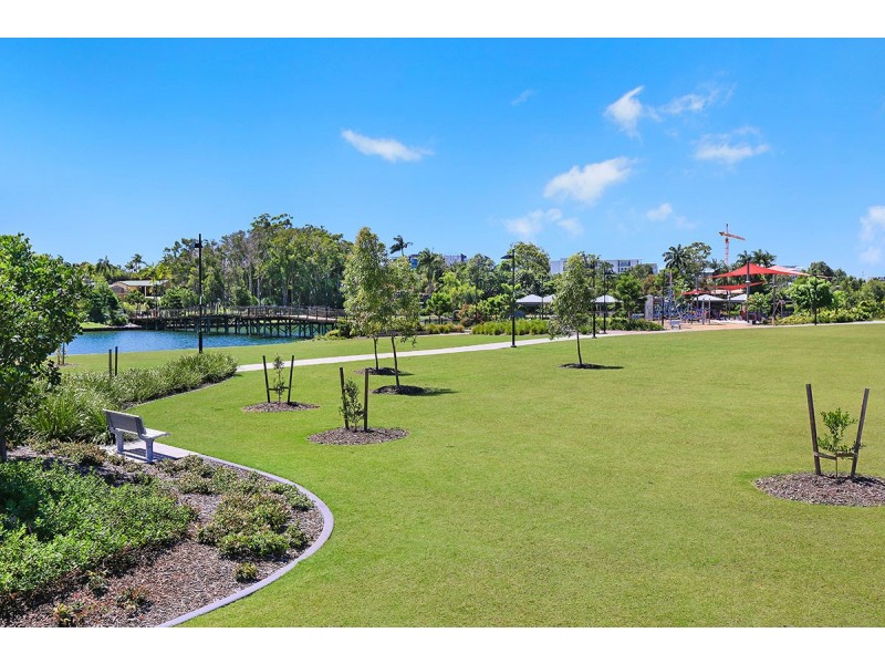 24 Camden Way, Maroochydore QLD 4558