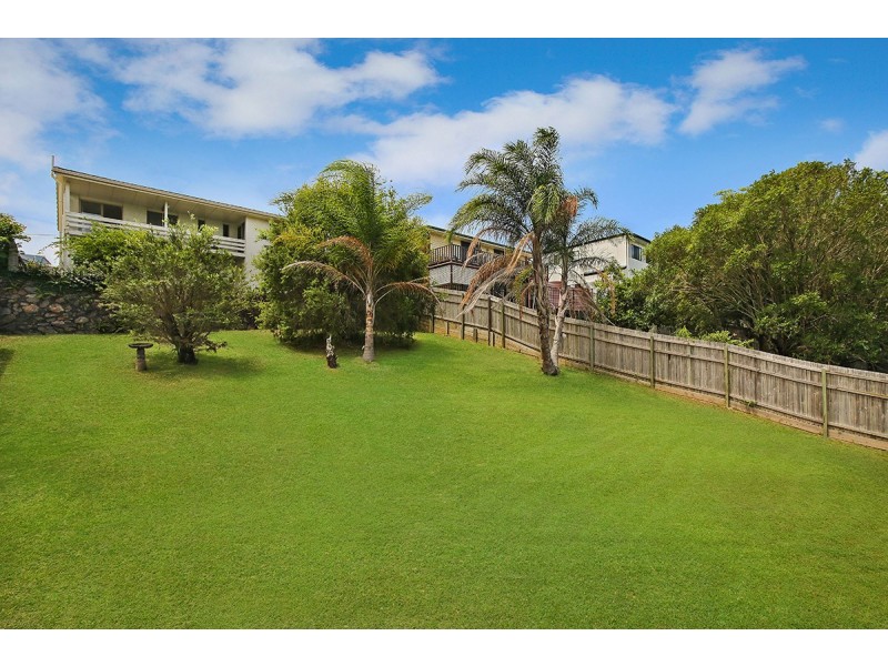 17 Kawana Street, Alexandra Headland QLD 4572