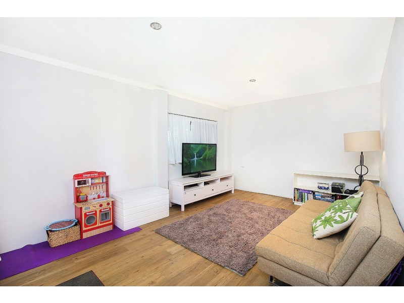 2 Mango Street, Maroochydore QLD 4558