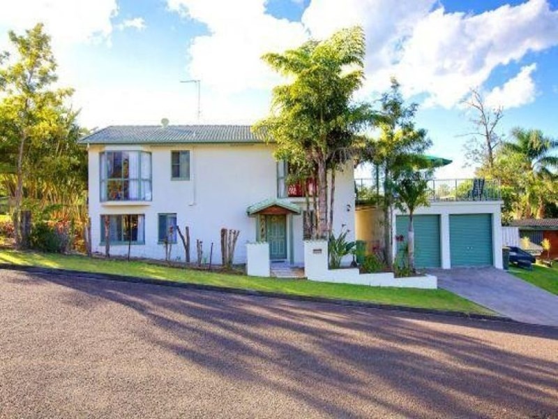 13 Hilltop Crescent, Maroochydore QLD 4558