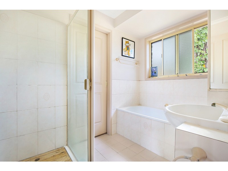 2/27 Camfield Street, Alexandra Headland QLD 4572