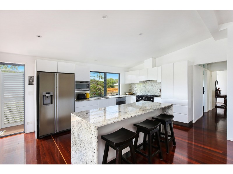 10 Tarnkun Street, Alexandra Headland QLD 4572
