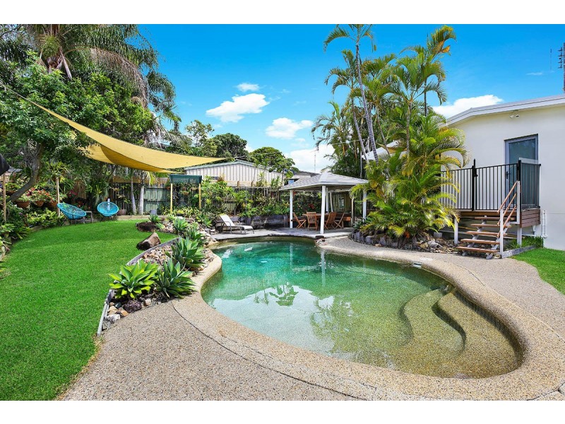 10 Tarnkun Street, Alexandra Headland QLD 4572