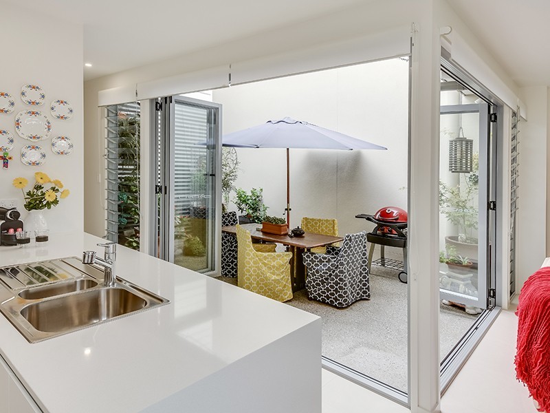 12 Machans Lane, Maroochydore QLD 4558
