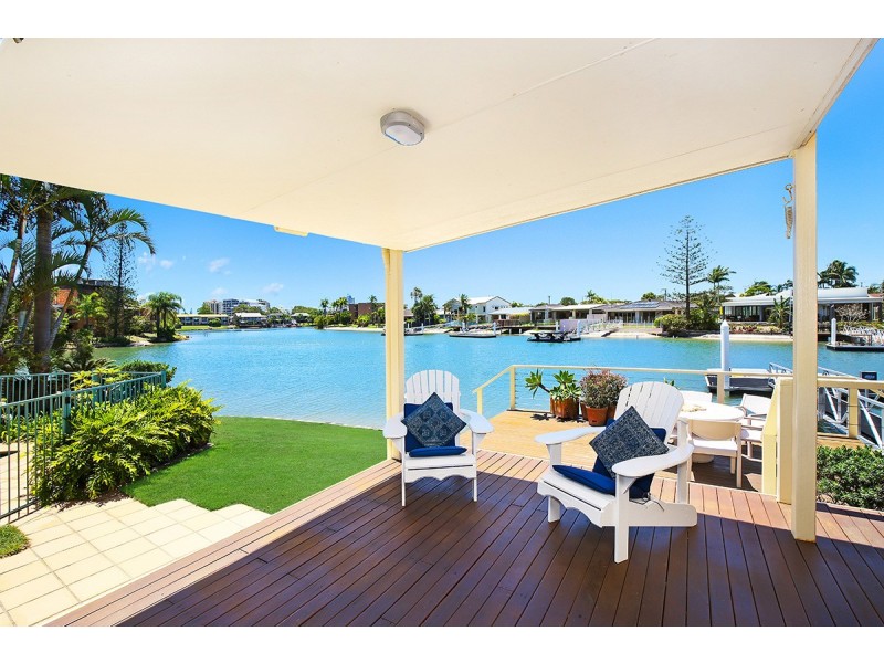 21 Moondarra Crescent, Mooloolaba QLD 4557