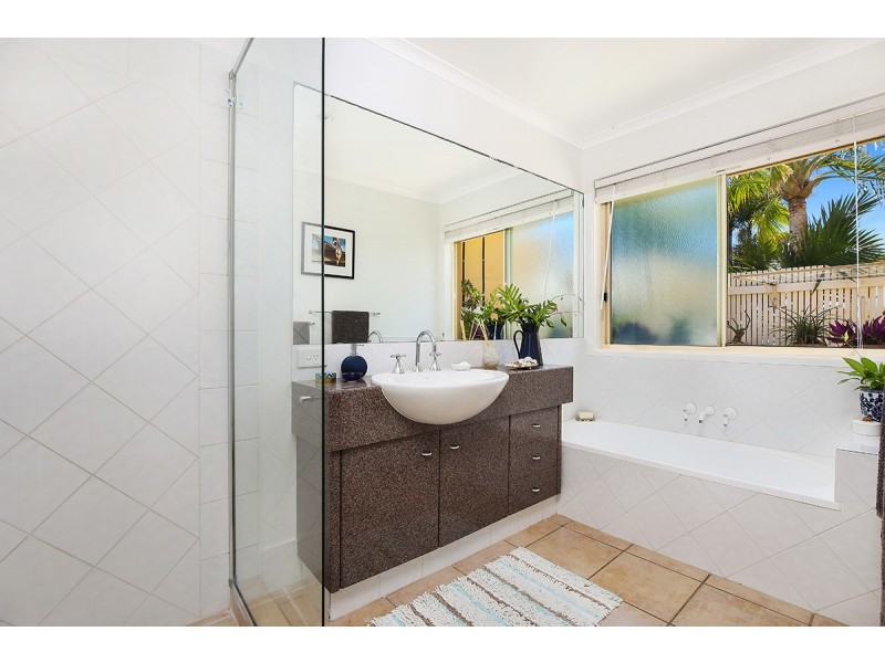 21 Moondarra Crescent, Mooloolaba QLD 4557