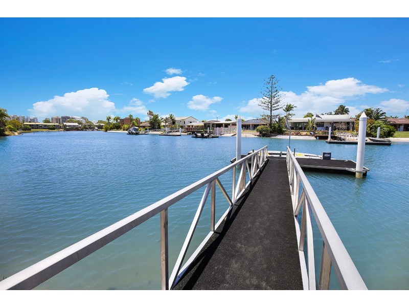 21 Moondarra Crescent, Mooloolaba QLD 4557