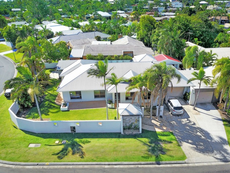 56 Ocean View Avenue, Mooloolaba QLD 4557