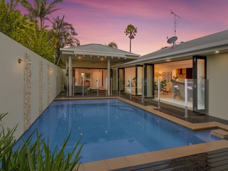 56 Ocean View Avenue, Mooloolaba QLD 4557