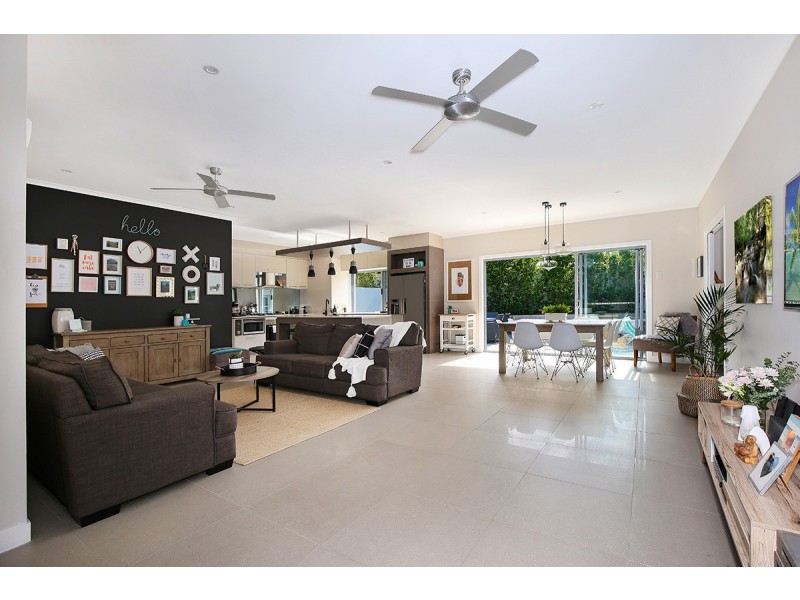 32 Moondarra Crescent, Mooloolaba QLD 4557