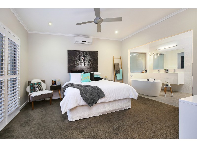 32 Moondarra Crescent, Mooloolaba QLD 4557