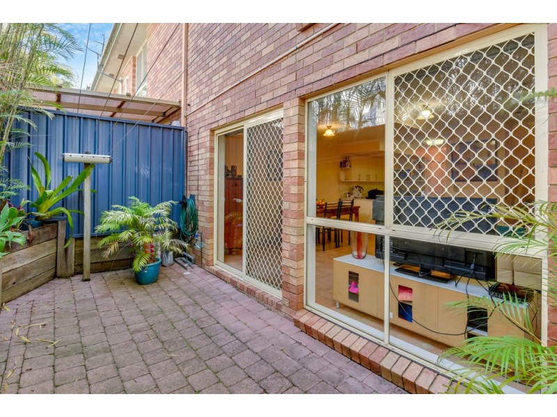 2/18 Blanck Street, Maroochydore QLD 4558