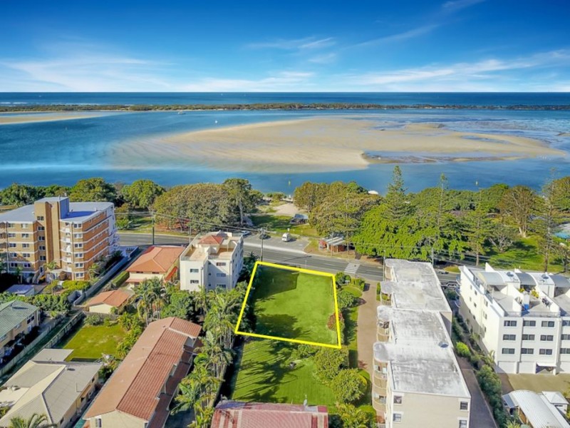 65 Esplanade, Golden Beach QLD 4551