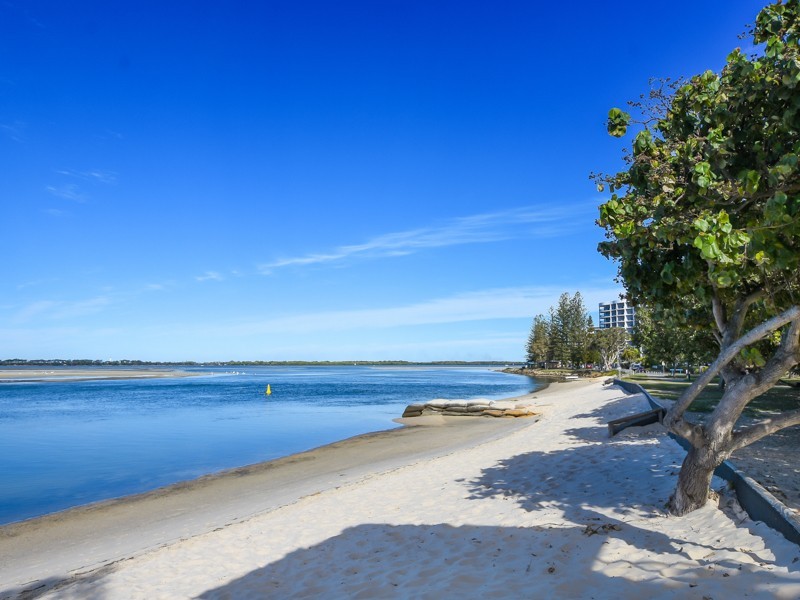 65 Esplanade, Golden Beach QLD 4551