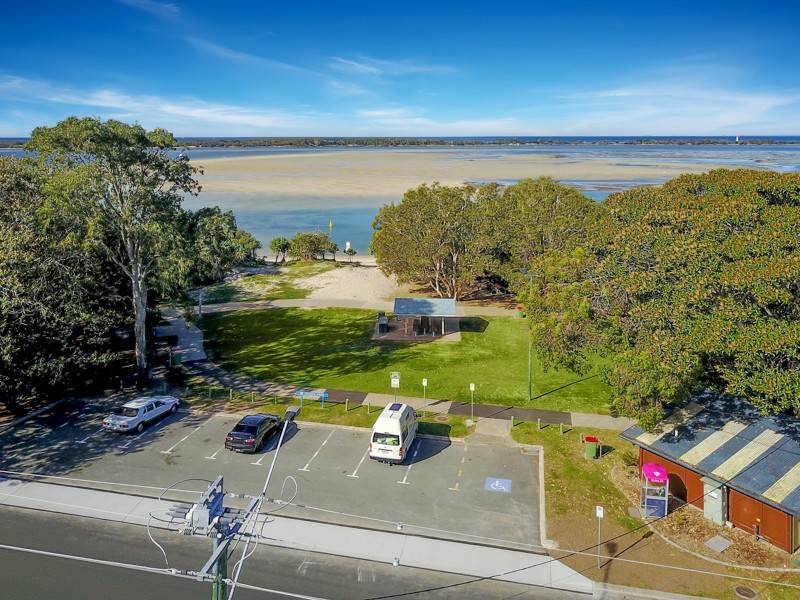 65 Esplanade, Golden Beach QLD 4551