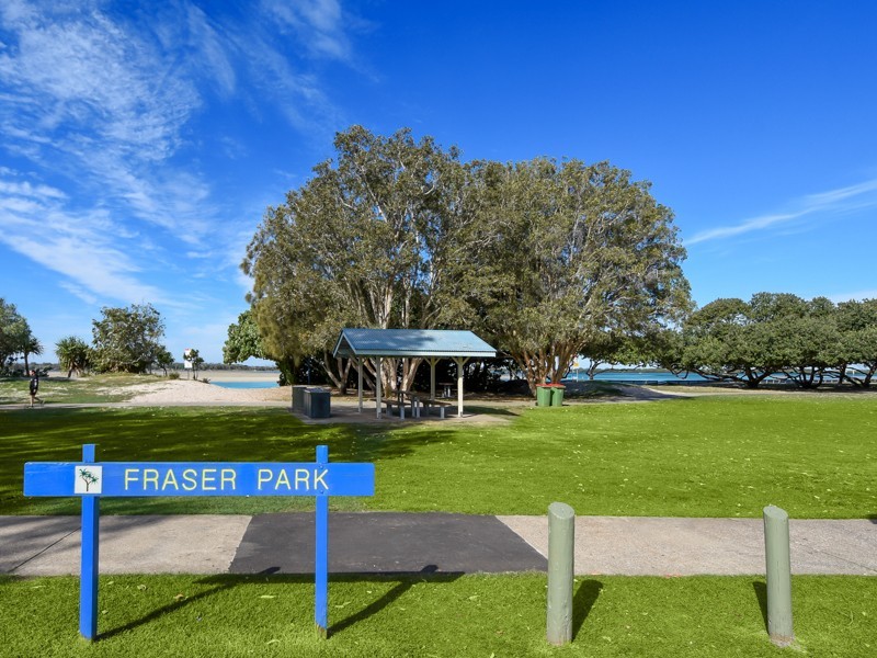 65 Esplanade, Golden Beach QLD 4551
