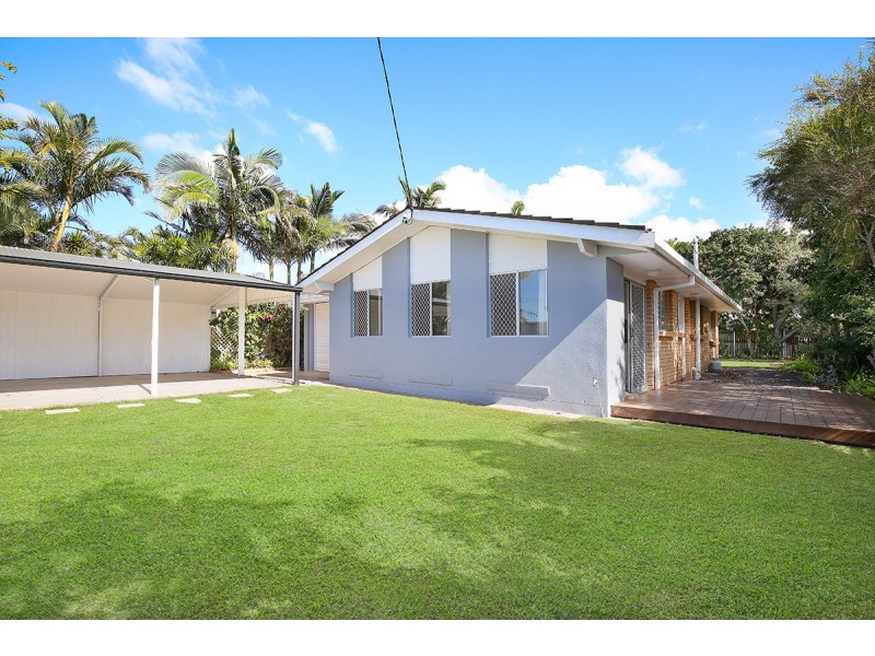 18 Balyata Street, Warana QLD 4575