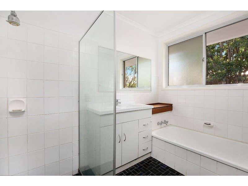 18 Balyata Street, Warana QLD 4575