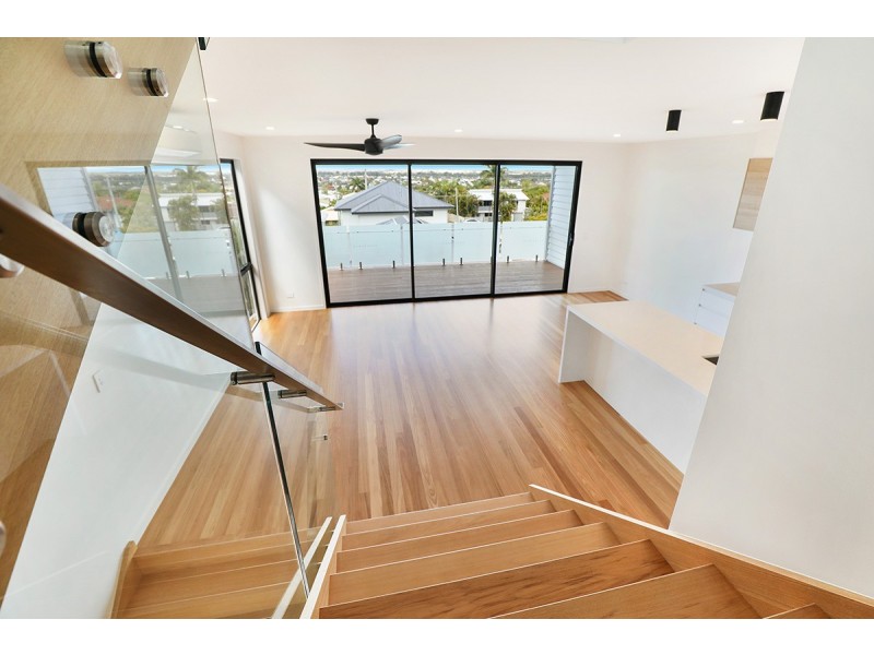 9-11 Marjorie Street, Mooloolaba QLD 4557