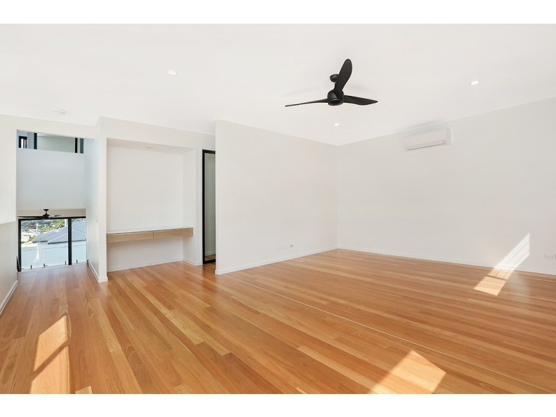 9-11 Marjorie Street, Mooloolaba QLD 4557