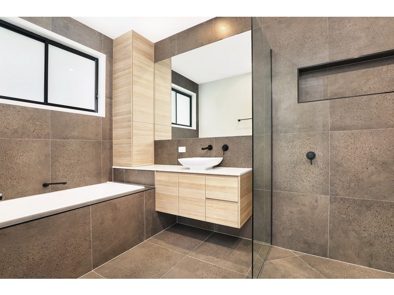 9-11 Marjorie Street, Mooloolaba QLD 4557