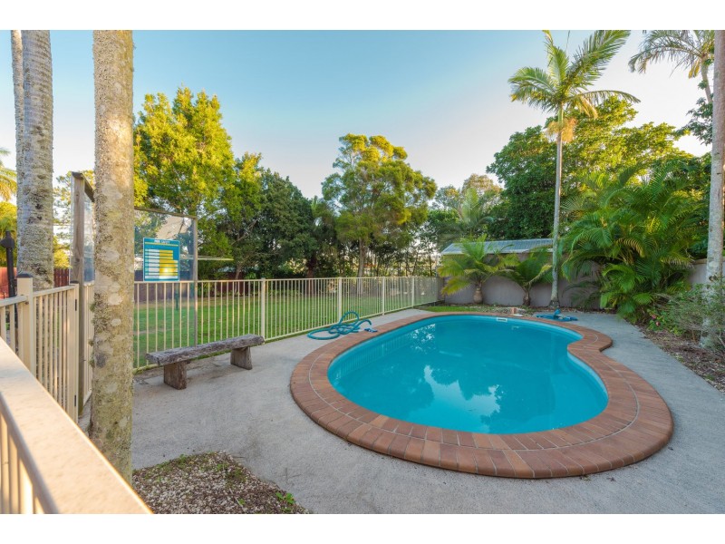4 Lake Court, Maroochydore QLD 4558