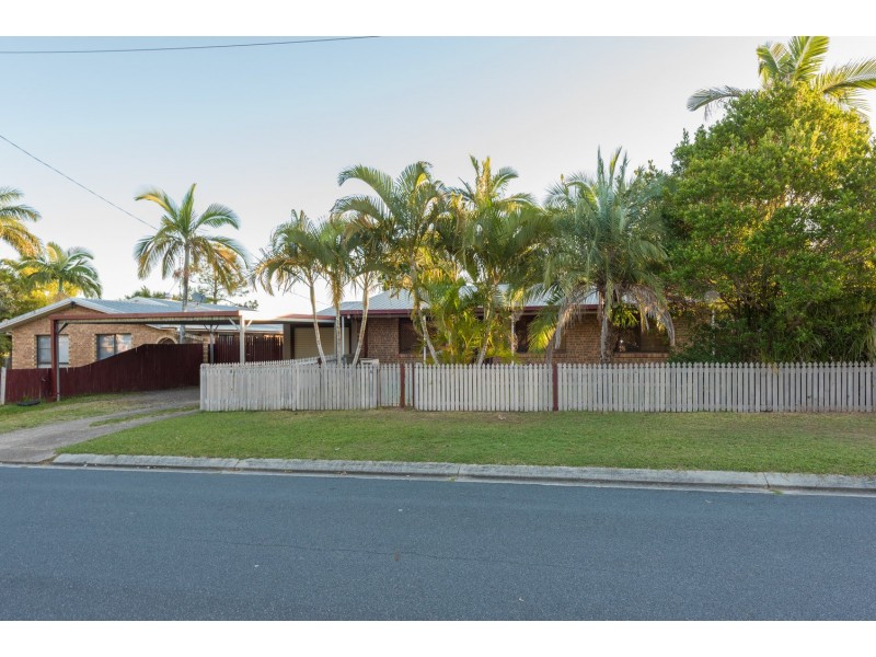 4 Lake Court, Maroochydore QLD 4558