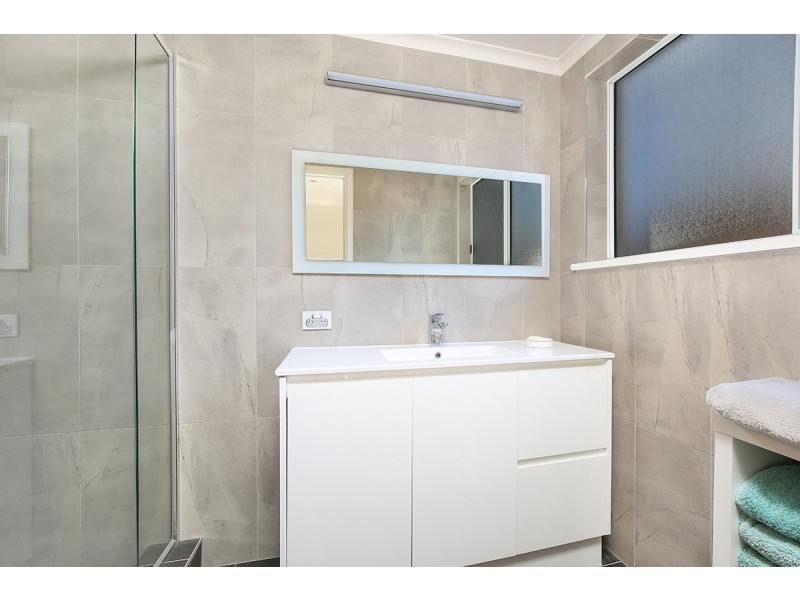 2/12 Memorial Avenue, Maroochydore QLD 4558