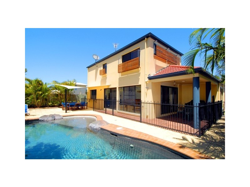 173 Oceanic Drive, Warana QLD 4575