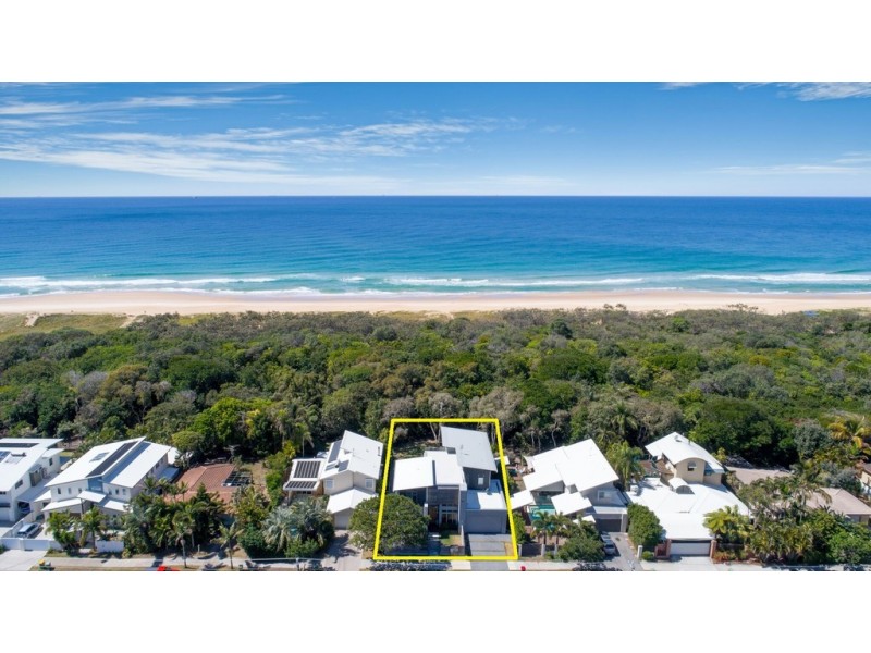 79 Oceanic Drive, Warana QLD 4575