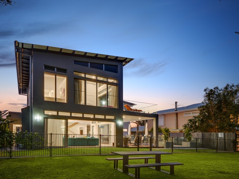 79 Oceanic Drive, Warana QLD 4575