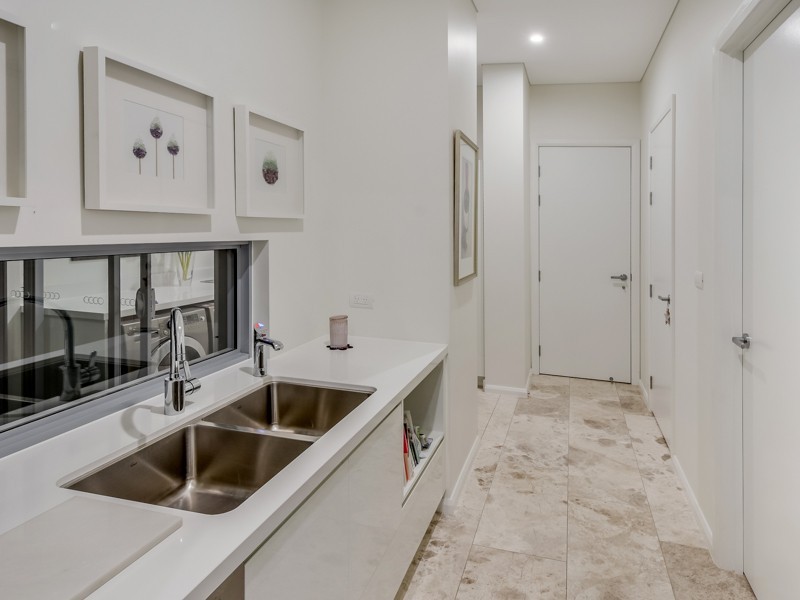 79 Oceanic Drive, Warana QLD 4575