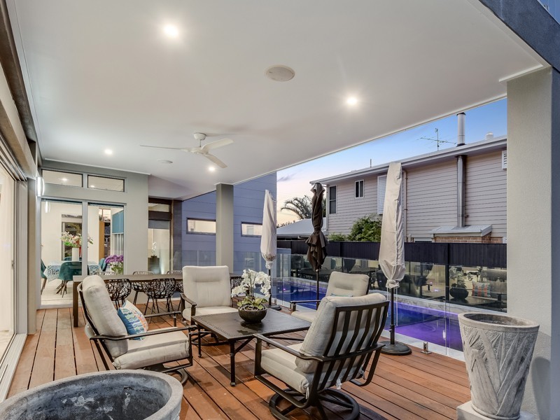 79 Oceanic Drive, Warana QLD 4575