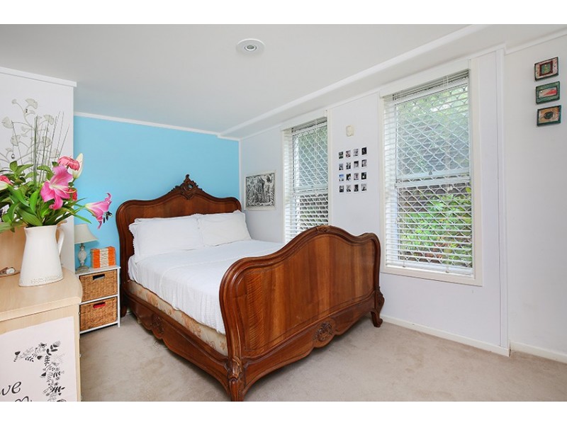 33 Mary Street, Alexandra Headland QLD 4572