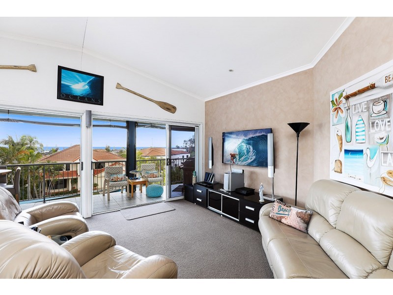 12 Ocean Crest Place, Alexandra Headland QLD 4572