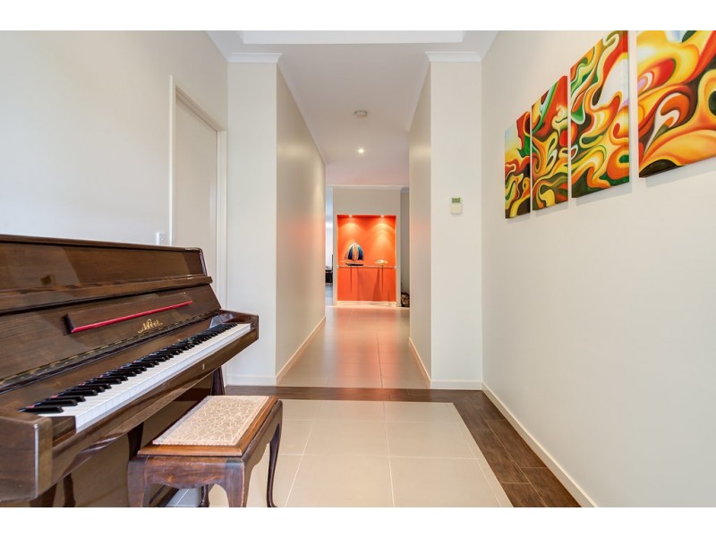 12 Leigha Place, Kureelpa QLD 4560