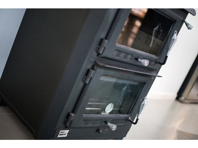 12 Leigha Place, Kureelpa QLD 4560