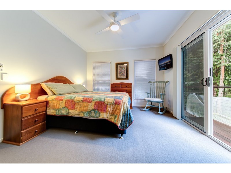 12 Leigha Place, Kureelpa QLD 4560