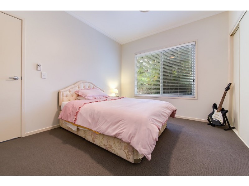 12 Leigha Place, Kureelpa QLD 4560