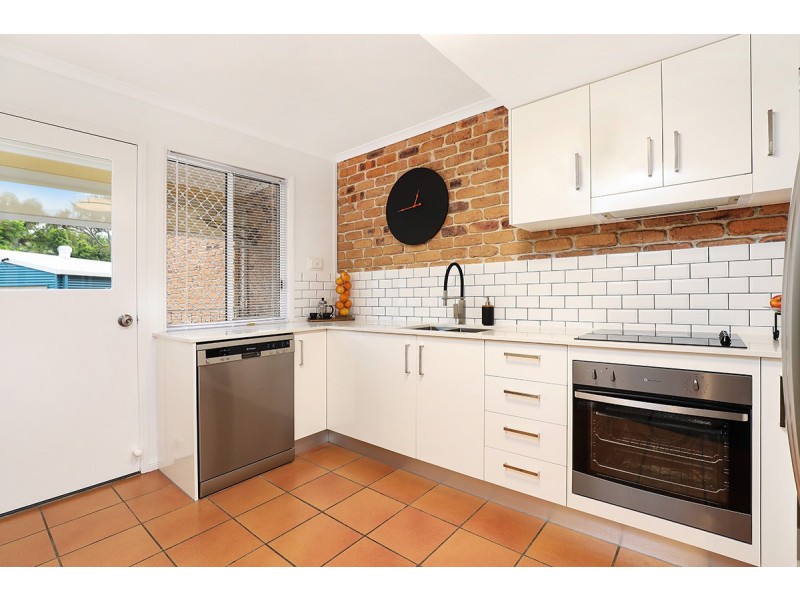 2/15 Alice Street, Alexandra Headland QLD 4572