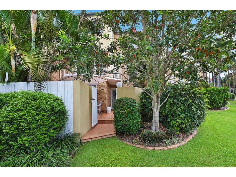 2/15 Alice Street, Alexandra Headland QLD 4572